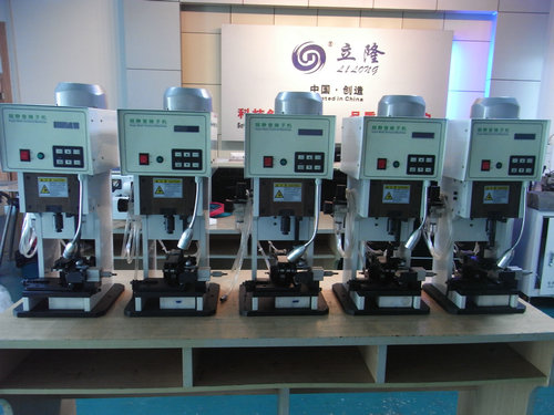 <連剝帶打端子機>的快，準(zhǔn)，狠